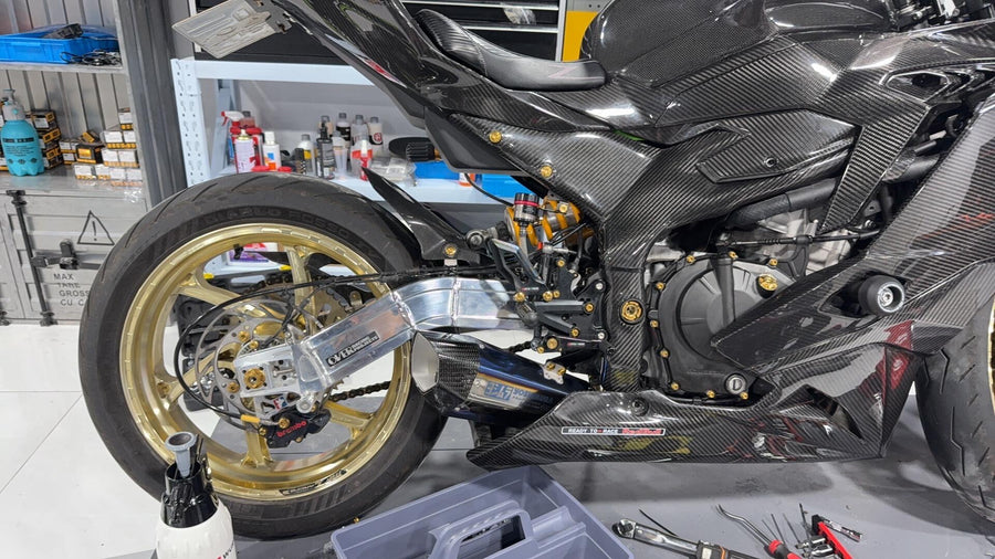 Carbon slip-on buyer image 1